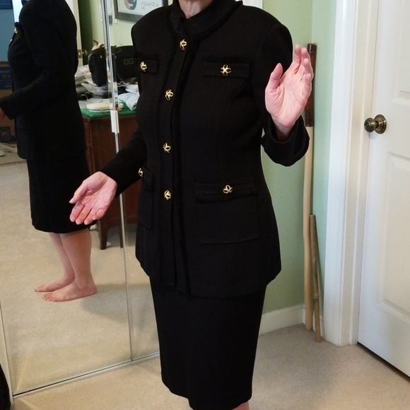 St. John Collection Dresses & Skirts - NWT St. John Caviar Knit Suit